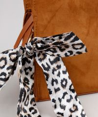 Bolsa-Feminina-Transversal-Media-em-Suede-com-Lenco-e-Corrente-Caramelo-9484654-Caramelo_5