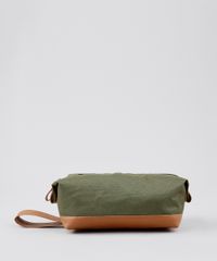 Necessaire-Masculina-com-Recorte-e-Alca-de-Mao-Verde-9592359-Verde_1