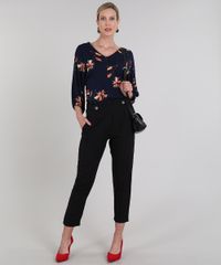 Calca-Feminina-com-Martingale-e-Botoes-Preta-9574747-Preto_3