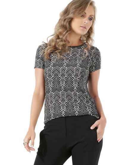 Blusa-com-Estampa-Abstrata-Preta-8530383-Preto_1