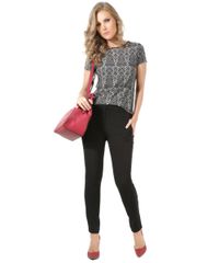 Blusa-com-Estampa-Abstrata-Preta-8530383-Preto_3