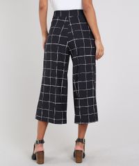 Calca-Feminina-Pantacourt-Estampada-Quadriculada-com-Martingale-e-Botao-Preta-9569393-Preto_2