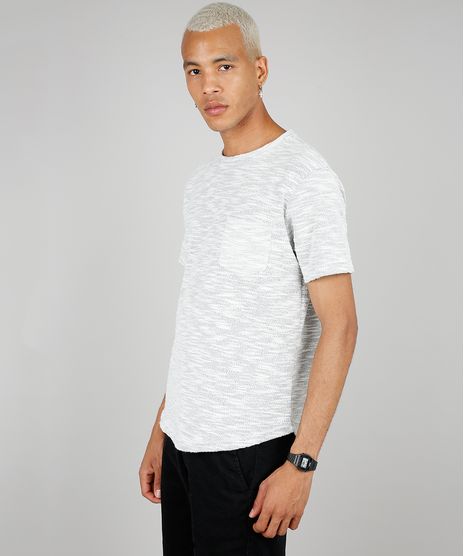 Camiseta-Masculina-em-Moletom-com-Bolso-Manga-Curta-Gola-Careca-Cinza-Mescla-Claro-9585823-Cinza_Mescla_Claro_1