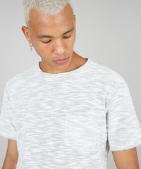 Camiseta-Masculina-em-Moletom-com-Bolso-Manga-Curta-Gola-Careca-Cinza-Mescla-Claro-9585823-Cinza_Mescla_Claro_4