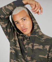 Blusao-Masculino-em-Moletom-Estampado-Camuflado-com-Capuz-Verde-Militar-9364230-Verde_Militar_4