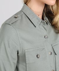 Camisa-de-Sarja-Feminina-com-Bolsos-Manga-Longa-Verde-Militar-9571384-Verde_Militar_4