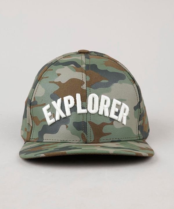 Boné Infantil Aba Reta Estampado Camuflado "Explorer" Verde Militar P