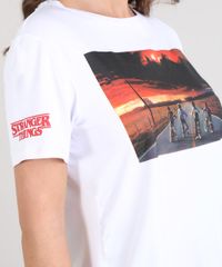 Blusa-Feminina-Stranger-Things-Manga-Curta-Decote-Redondo-Branca-9640460-Branco_4