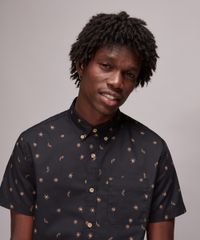Camisa-Masculina-Mini-Print-Tucano-com-Bolso-Manga-Curta-Preta-9514508-Preto_4