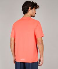 Camiseta-Masculina-Esportiva-Ace-com-Estampa-de-Triangulos-Manga-Curta-Gola-Careca-Coral-9599985-Coral_2