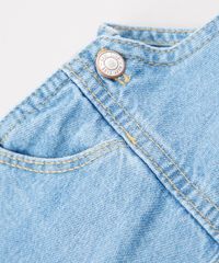 Macacao-Jeans-Infantil-com-Bordado-de-Guaxinim-e-Bolso-Azul-Claro-9586749-Azul_Claro_5