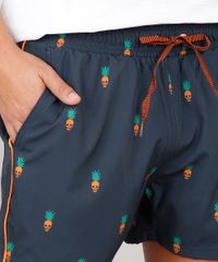 Short-Masculino-Estampado-de-Caveira-Abacaxi-com-Bolsos-Chumbo-9598802-Chumbo_2