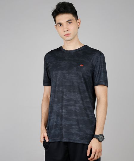 Camiseta-Masculina-Esportiva-Ace-Estampada-Camuflada-Manga-Curta-Gola-Careca-Chumbo-9599975-Chumbo_1 Camiseta-Masculina-Esportiva-Ace-Estampada-Camuflada-Manga-Curta-Gola-Careca-Chumbo-9599975-Chumbo_1