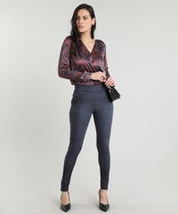 Body-Feminino-Bluse-Transpassado-Acetinado-Estampado-de-Folhagem-Manga-Longa-Decote-V-Azul-Marinho-9600793-Azul_Marinho_3