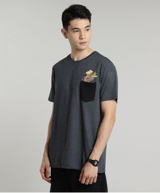 Camiseta-Masculina-Scooby-Doo-com-Bolso-Manga-Curta-Gola-Careca-Cinza-Mescla-Escuro-9687492-Cinza_Mescla_Escuro_1