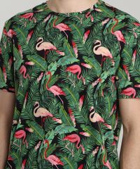 Camiseta-Masculina-Estampada-de-Flamingos-e-Folhagem-Manga-Curta-Gola-Careca-Preta-9597342-Preto_4