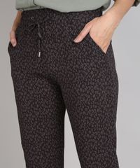Calca-Feminina-Jogger-Estampada-Animal-Print-com-Cordao--Cinza-9544337-Cinza_4