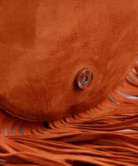 Bolsa-Feminina-Media-em-Suede-com-Franja--Caramelo-9505301-Caramelo_6