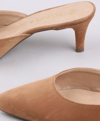 Mule-Feminino-Via-Uno-Bico-Fino-Salto-Baixo-em-Veludo-Caramelo-9661671-Caramelo_5