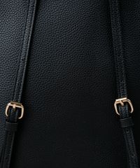Mochila-Feminina-Grande-Texturizada-com-Bolsos-Preta-9505300-Preto_6