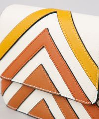 Bolsa-Feminina-Transversal-Pequena-com-Recortes--Off-White-9504627-Off_White_5