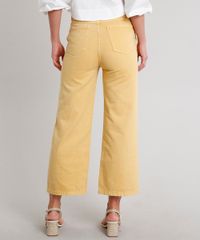 Calca-de-Sarja-Feminina-Pantacourt-com-Bolso-Mostarda-9666390-Mostarda_2