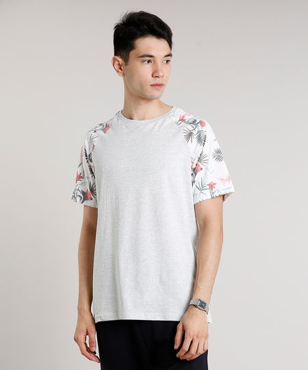 Camiseta-Masculina-Raglan-com-Estampa-Floral-Manga-Curta-Gola-Careca-Cinza-Mescla-Claro-9636469-Cinza_Mescla_Claro_1