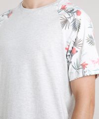 Camiseta-Masculina-Raglan-com-Estampa-Floral-Manga-Curta-Gola-Careca-Cinza-Mescla-Claro-9636469-Cinza_Mescla_Claro_4