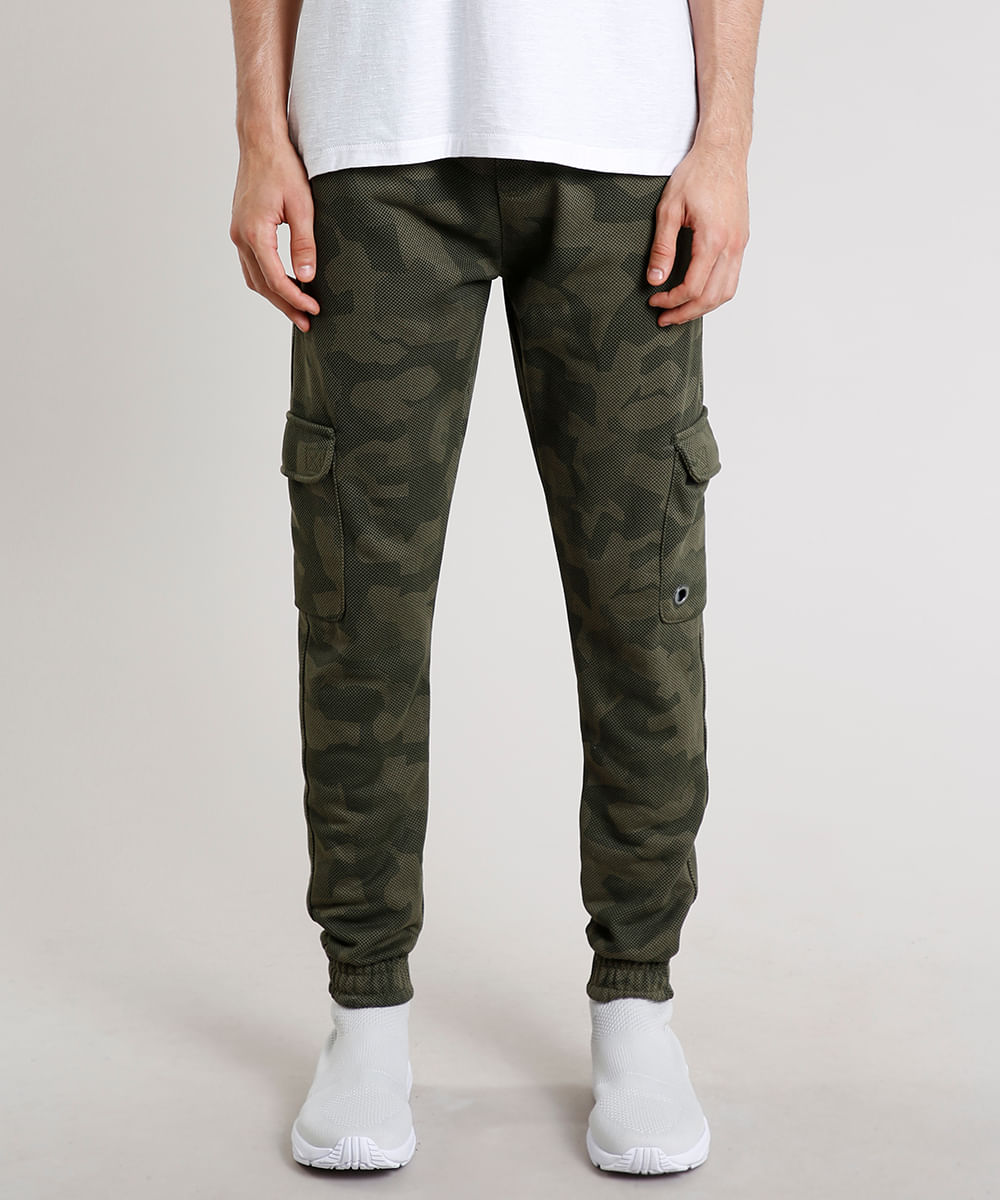 Calça Masculina Relaxed Cargo Estampada Camuflada em Moletom Verde Militar