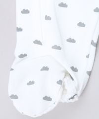Macacao-Infantil-Estampado-de-Nuvens-com-Pezinho-Manga-Longa-Off-White-9584560-Off_White_3