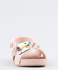 Sandalia-Infantil-Zaxy-Nina-Snoopy-com-Tiras-Cruzadas-Rose-9471611-Rose_2 Sandalia-Infantil-Zaxy-Nina-Snoopy-com-Tiras-Cruzadas-Rose-9471611-Rose_2