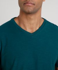 Camiseta-Masculina-Basica-Flame-Manga-Curta-Gola-V-Verde-9595137-Verde_4