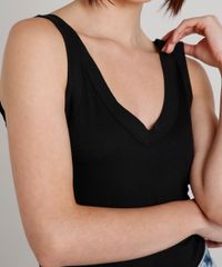Regata-Feminina-Basica-Decote-V-Alcas-Largas-Preta-9647005-Preto_4