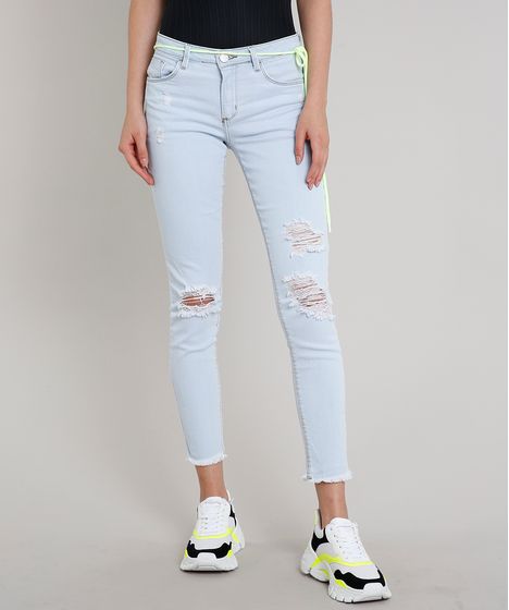 calça jeans neon