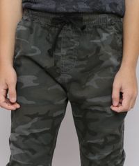 Calca-de-Sarja-Infantil-Tal-Pai-Tal-Filho-Jogger-Estampada-Camuflada-Verde-Militar-9636920-Verde_Militar_4