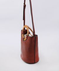 Bolsa-Feminina-Balde-Tote-Media-com-Argola-de-Madeira-e-Alca-Transversal-Cobre-9604657-Cobre_3