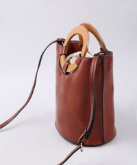 Bolsa-Feminina-Balde-Tote-Media-com-Argola-de-Madeira-e-Alca-Transversal-Cobre-9604657-Cobre_4