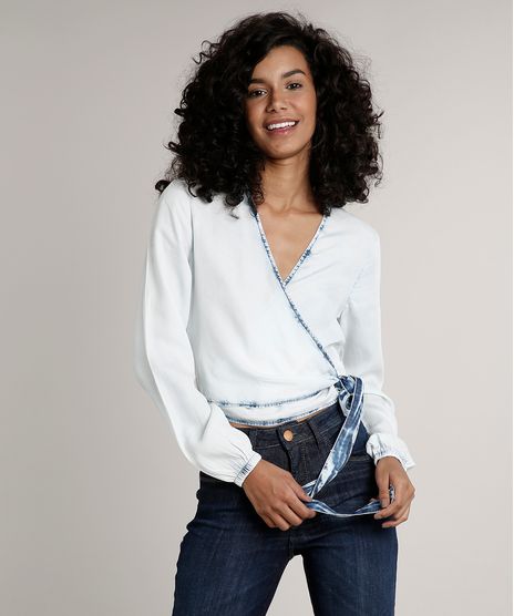 Blusa-Jeans-Feminina-Transpassada-Manga-Longa-Decote-V-Azul-Claro-9670251-Azul_Claro_1