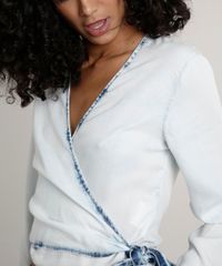 Blusa-Jeans-Feminina-Transpassada-Manga-Longa-Decote-V-Azul-Claro-9670251-Azul_Claro_4