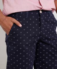Bermuda-Masculina-Reta-Estampada-Mini-Print-com-Bolsos--Azul-Marinho-9444624-Azul_Marinho_2