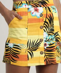 Saia-Feminina-Curta-em-Linho-Estampada-Tropical-com-Botoes-Amarela-9632929-Amarelo_4