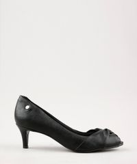 Scarpin-Feminino-Via-Uno-com-Transpasse-Bico-Fino-Vazado-Preto-9661672-Preto_1