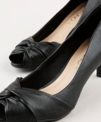 Scarpin-Feminino-Via-Uno-com-Transpasse-Bico-Fino-Vazado-Preto-9661672-Preto_2