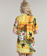 Camisa-Feminina-Estampada-Tropical-com-Fenda-Manga-Curta-Amarela-9632916-Amarelo_2