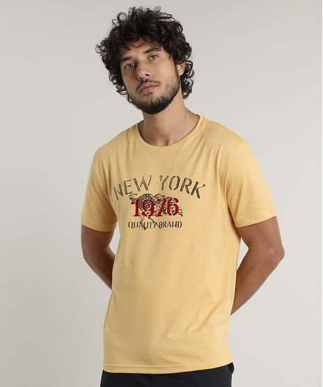 Camiseta-Masculina-Comfort-Fit-New-York-Manga-Curta-Gola-Careca-Mostarda-9759661-Mostarda_1