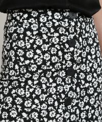 Saia-Feminina-Midi-Estampada-Floral-com-Botoes-Preto-9692351-Preto_4