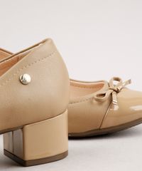 Scarpin-Feminino-Via-Uno-All-Day-Bico-Redondo-Salto-Baixo-Grosso-com-Laco-Bege-9675412-Bege_5 Scarpin-Feminino-Via-Uno-All-Day-Bico-Redondo-Salto-Baixo-Grosso-com-Laco-Bege-9675412-Bege_5