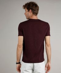 Camiseta-Masculina-Basica-Comfort-Fit-com-Bolso-Manga-Curta-Gola-Careca-Vinho-9656279-Vinho_2