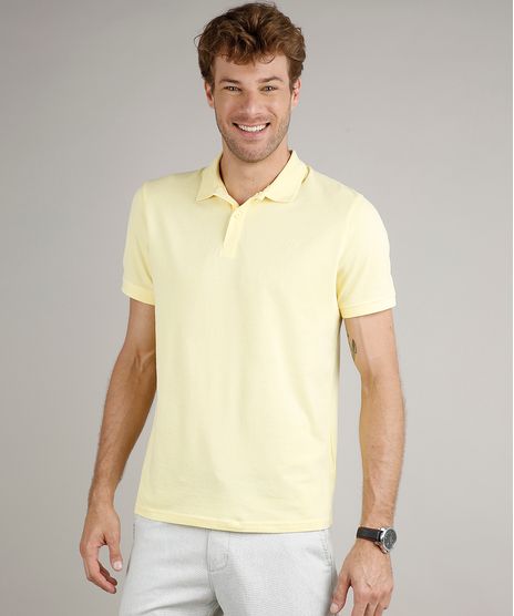 Polo-Masculina-em-Piquet-Basica-Comfort-Fit-Manga-Curta-Amarela-9597168-Amarelo_1