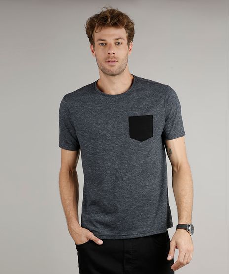 Camiseta-Masculina-Basica-Comfort-Fit-com-Bolso-Manga-Curta-Gola-Careca-Cinza-Mescla-Escuro-9656279-Cinza_Mescla_Escuro_1